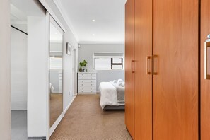 5 chambres, Wi-Fi gratuit, draps fournis