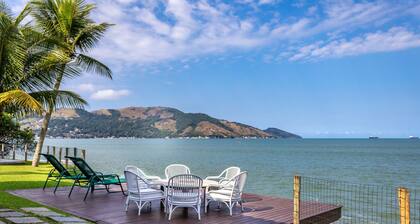 House With Private Beach in Porto Bello Mangaratiba