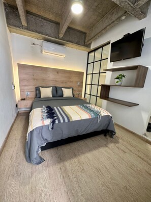 8 camere, Wi-Fi, lenzuola