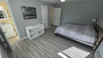 4 habitaciones, tabla de planchar con plancha y wifi gratis