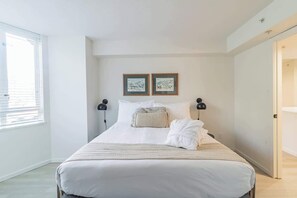 Apartment, 1 Queen Bed with Sofa bed, Balcony, Mountain View (Cascade - 613) | 1 bedroom, individually decorated, individually furnished