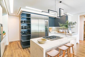Family dining - City view apartments (Sandton)