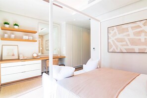 Family dining - City view apartments (Sandton)