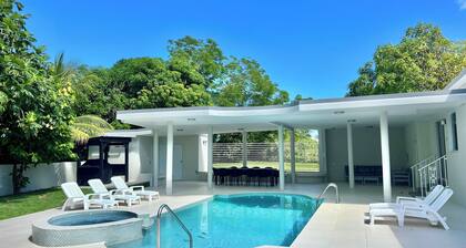 Unique Top Caribbean Private Retreat