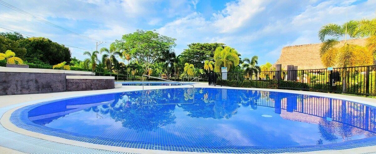 Chalet | Kolam renang | Kolam renang outdoor