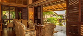 Tropical Breeze 3 bedrooms