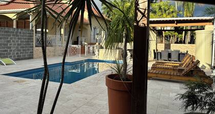 LES Z'ORANGINES house with swimming pool in SAINT BENOIT