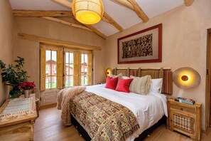 独立别墅, 阳台, 山谷景观 | 高档床上用品、羽绒被、客房内保险箱、特色装修