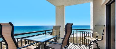 Appart'hôtel, plusieurs lits (Navarre Towers 504) | Restauration extérieure