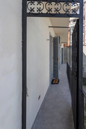 Pool - San Martino Suite: Novara Central Apartment (Novara)