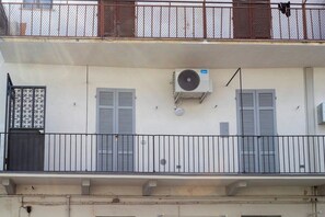 Exterior - San Martino Suite: Novara Central Apartment (Novara)