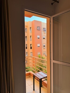 Property grounds - Charming 2-Bedroom apartment in Marrakesh Near airport RAK (Marrakesh)