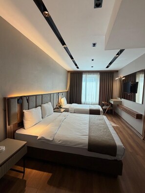 Family Room, 2 Bedrooms | Egyptian cotton sheets, premium bedding, Tempur-Pedic beds, minibar - GRAND SAVCILI DELUX (Gaziantep)
