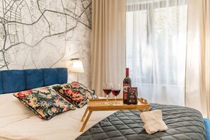 1 bedroom, desk, iron/ironing board, free WiFi - Kraków Libra Apartment - A/C - by Rentujemy (Kraków)