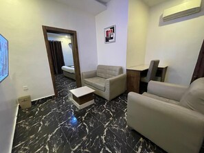 Free toiletries, towels, soap, toilet paper