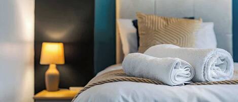 3 chambres, fer et planche à repasser, Wi-Fi, literie fournie