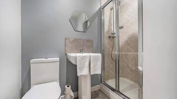 Shower, towels