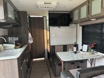 Cozy ‘Cub House’ at the Lake 