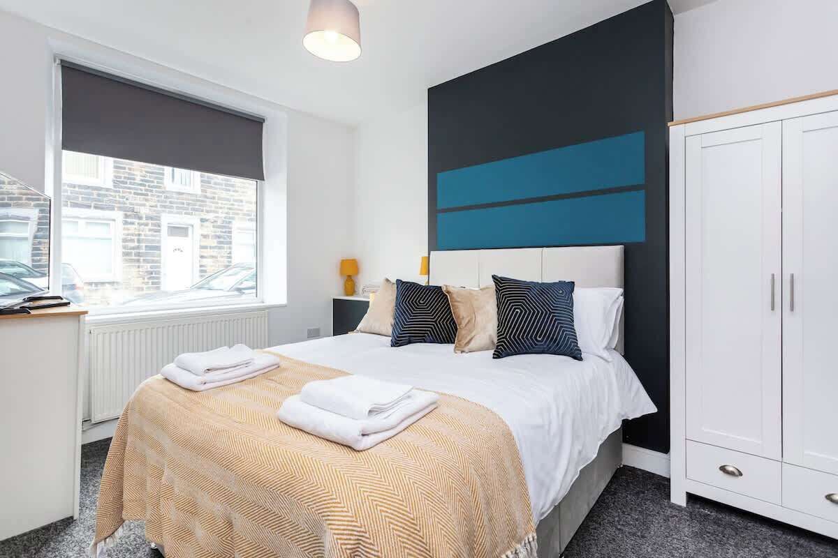 3 chambres, fer et planche à repasser, Wi-Fi, literie fournie