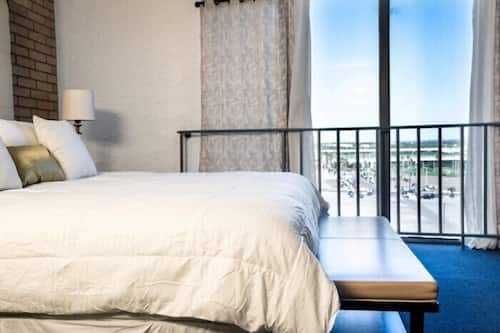Habitación individual Confort, vista a la ciudad | Escritorio, espacio para trabajar con laptop y wifi gratis