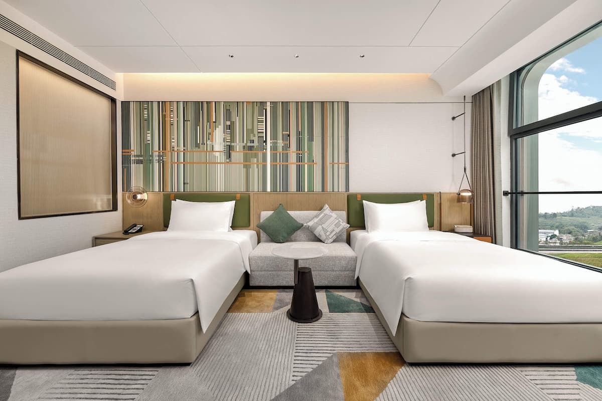 Premium bedding, minibar, in-room safe, laptop workspace