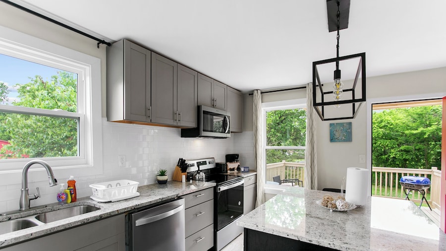 Modern in Magic City 2 Units