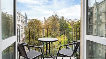 Apartamento, balcón, vistas a la ciudad | Terraza o patio
