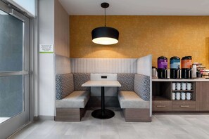 Free daily self-serve breakfast - Home2 Suites By Hilton Troy, Al (Troy)