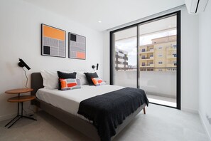 3 chambres, fer et planche à repasser, Wi-Fi gratuit, draps fournis