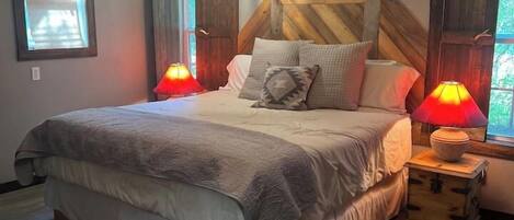 1 غرفة نوم ومكواة/لوح كي وواي فاي وملاءات أسرّة