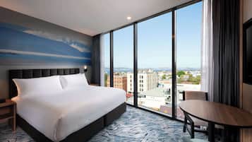 Chambre, 1 trĂšs grand lit, vue baie