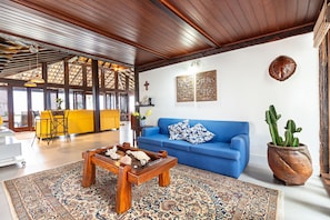 43-Zoll-Flachbildfernseher mit Kabelempfang, Netflix, Streaming-Dienste