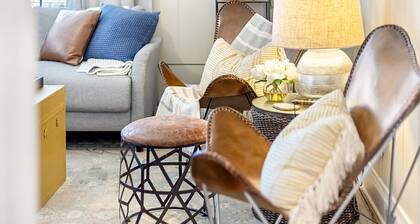 Firefly Hideaway Near Riverwalk