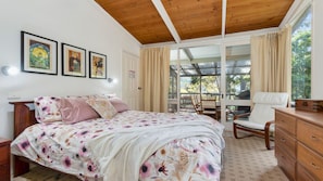 4 bedrooms, free WiFi - Home Sweet Holiday in Lilli Pilli (Lilli Pilli)