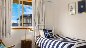 2 bedrooms, bed sheets