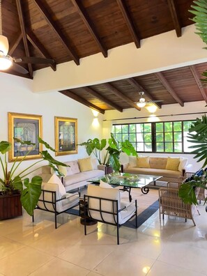 Interior - confortable luxury small villa in casa de campo La Romana Dom. Rep. (La Romana)