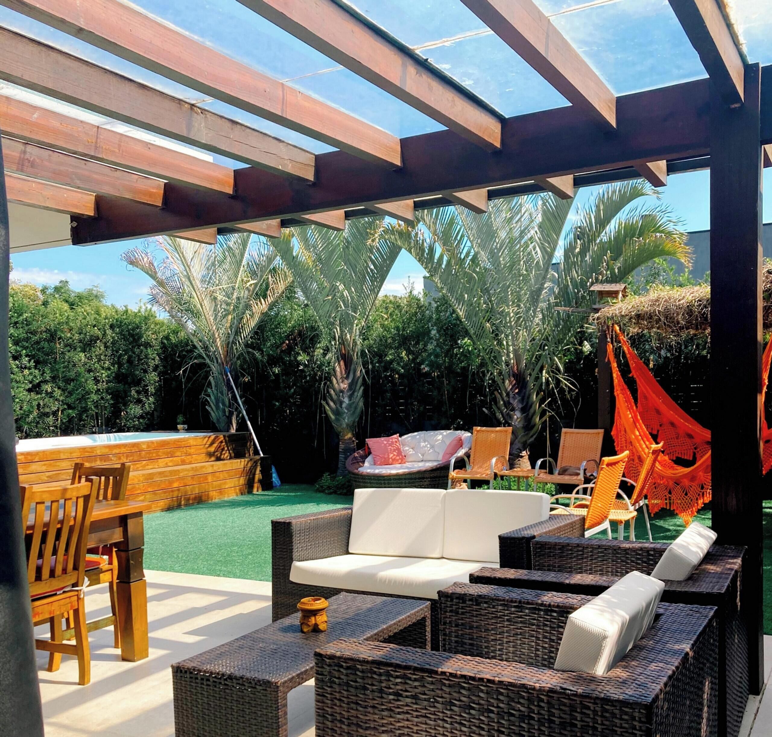 Casa superluxo, acesso à piscina | Sacada