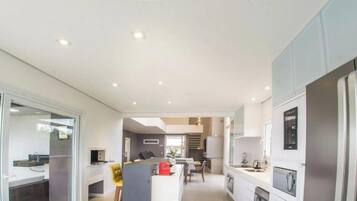 Premium House, Pool Access | Private kitchen | Fridge, microwave, dishwasher, toaster