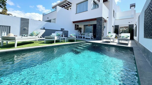 Outdoor pool, a heated pool - Welcome to Villa Bali a luxurious modern getaway (Los Cristianos)