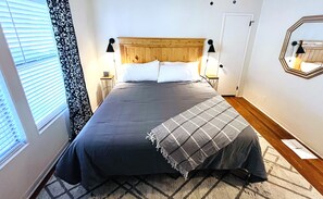 3 chambres, fer et planche à repasser, Wi-Fi gratuit, draps fournis