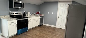 Charming 1-bedroom apartment #A in awesome East Palatka with WiFi, AC