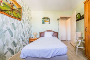 2 bedrooms, free WiFi, bed sheets