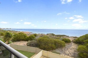 Property grounds - The Cove, Port Hughes (Port Hughes)