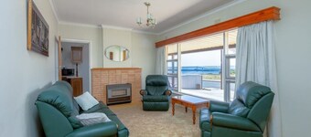 Sea the View, Wallaroo