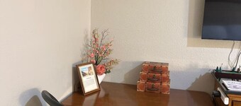 Hotel Pinehurst- Central Ave Suite 208