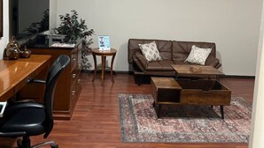 Smart TV - Pinehurst Suite Room 206 (Laurel)