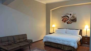 1 bedroom, desk, iron/ironing board, free WiFi