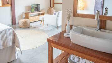Loft, Balcony, Garden View | Free WiFi