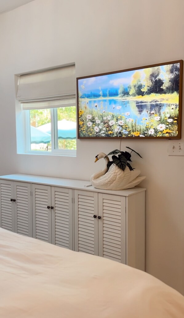 3 habitaciones, escritorio, tabla de planchar con plancha y wifi gratis 