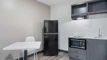 Studio, 1 Queen-Bett, Nichtraucher | Eigene Kochnische | Großer Kühlschrank, Mikrowelle, Herdplatte